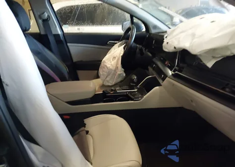 2024 Kia Sportage Ex из США, поврежденный, VIN 5XYK33DF7RG174526